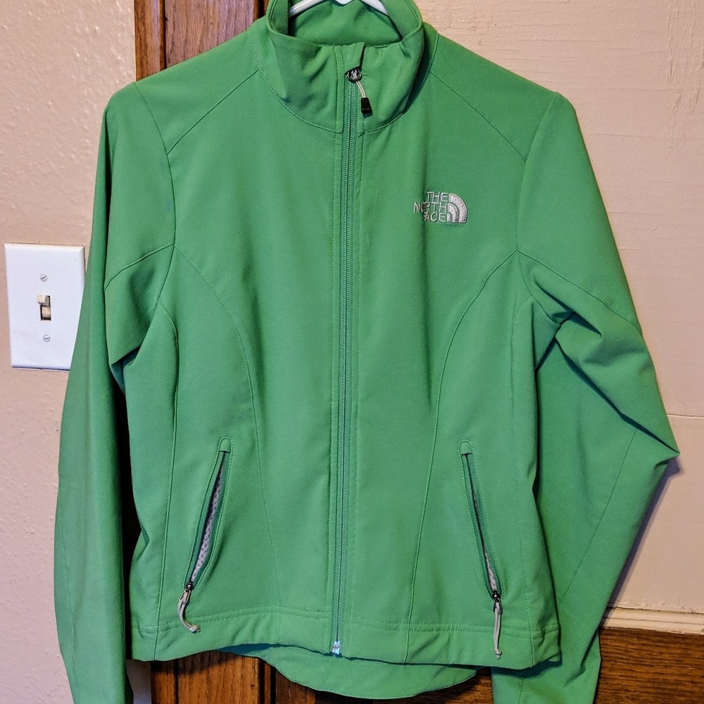 THE NORTH FACE Never Stop Exploring Jacket